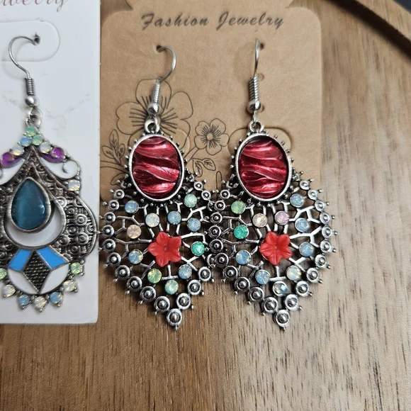 Women's Set of 2 Pairs Pierced Earrings Boho Ethnic Colorful Unique Bohemian New - Picture 4 of 7